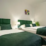 Elisabeth Old Town Hotel