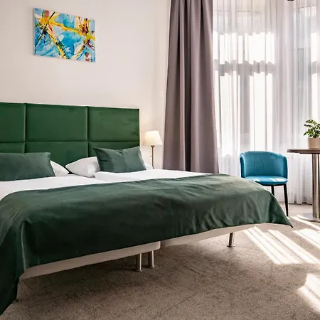 Elisabeth Old Town Szálloda 3*