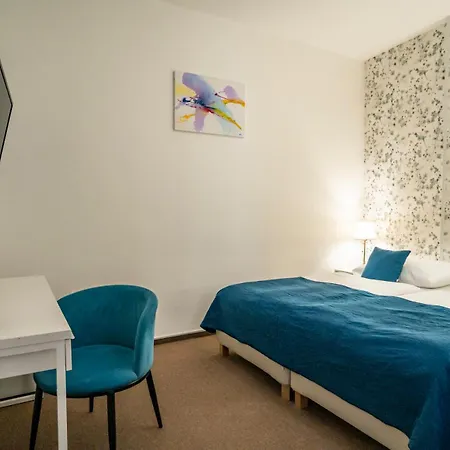 Hotel Elisabeth Old Town 3*
