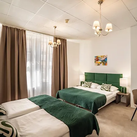 Elisabeth Old Town Hotel