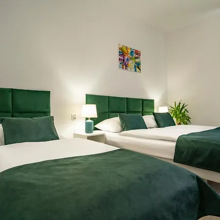 Elisabeth Old Town Hotel