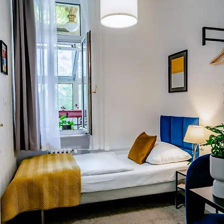 Elisabeth Old Town Hotel 3*