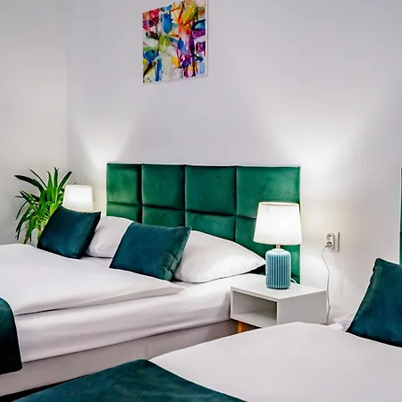 Elisabeth Old Town Otel