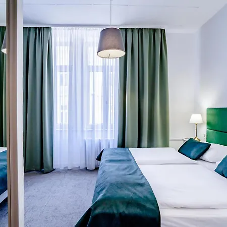 Elisabeth Old Town 3* Bratislava