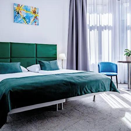 Elisabeth Old Town Отель 3*