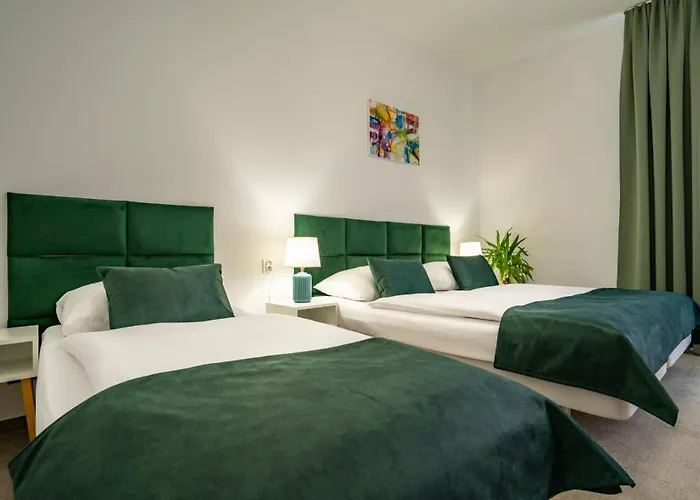 Elisabeth Old Town Hotel