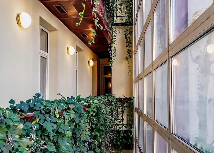 Elisabeth Old Town Hotel 3*