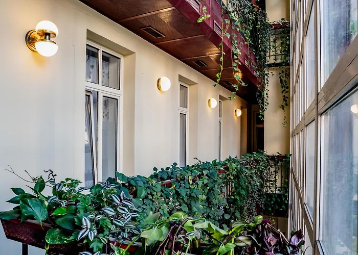 Elisabeth Old Town Hotel