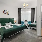 Elisabeth Old Town 3*