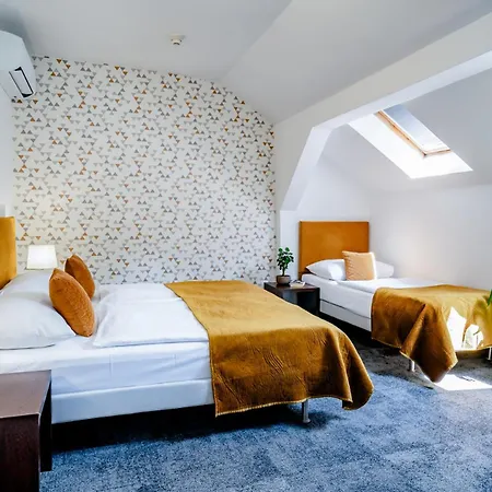 Elisabeth Old Town 3* Братислава