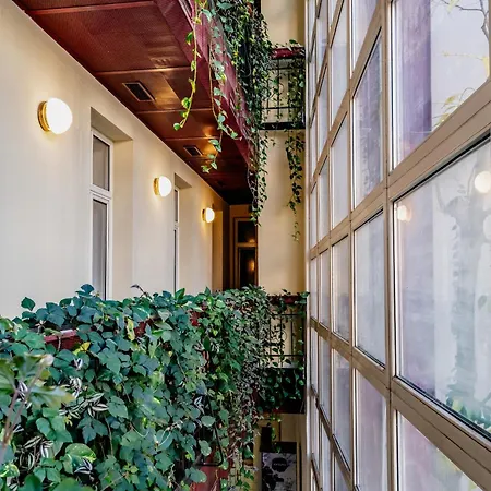Elisabeth Old Town Отель 3*